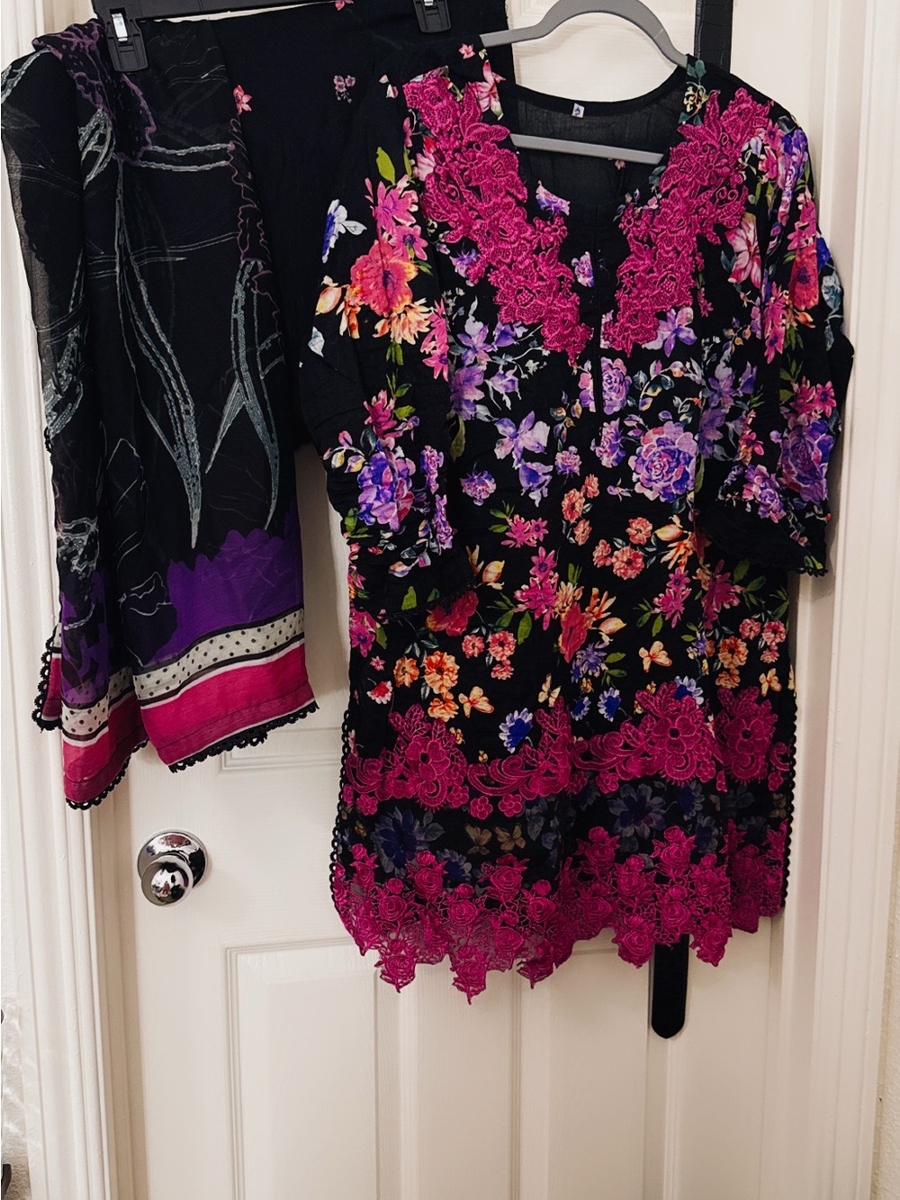 Floral Lace-Trim Tunic Dress 3 pc  in Black and Fuchsia